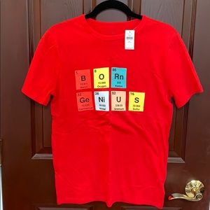 Gap T-Shirt —- Brand New